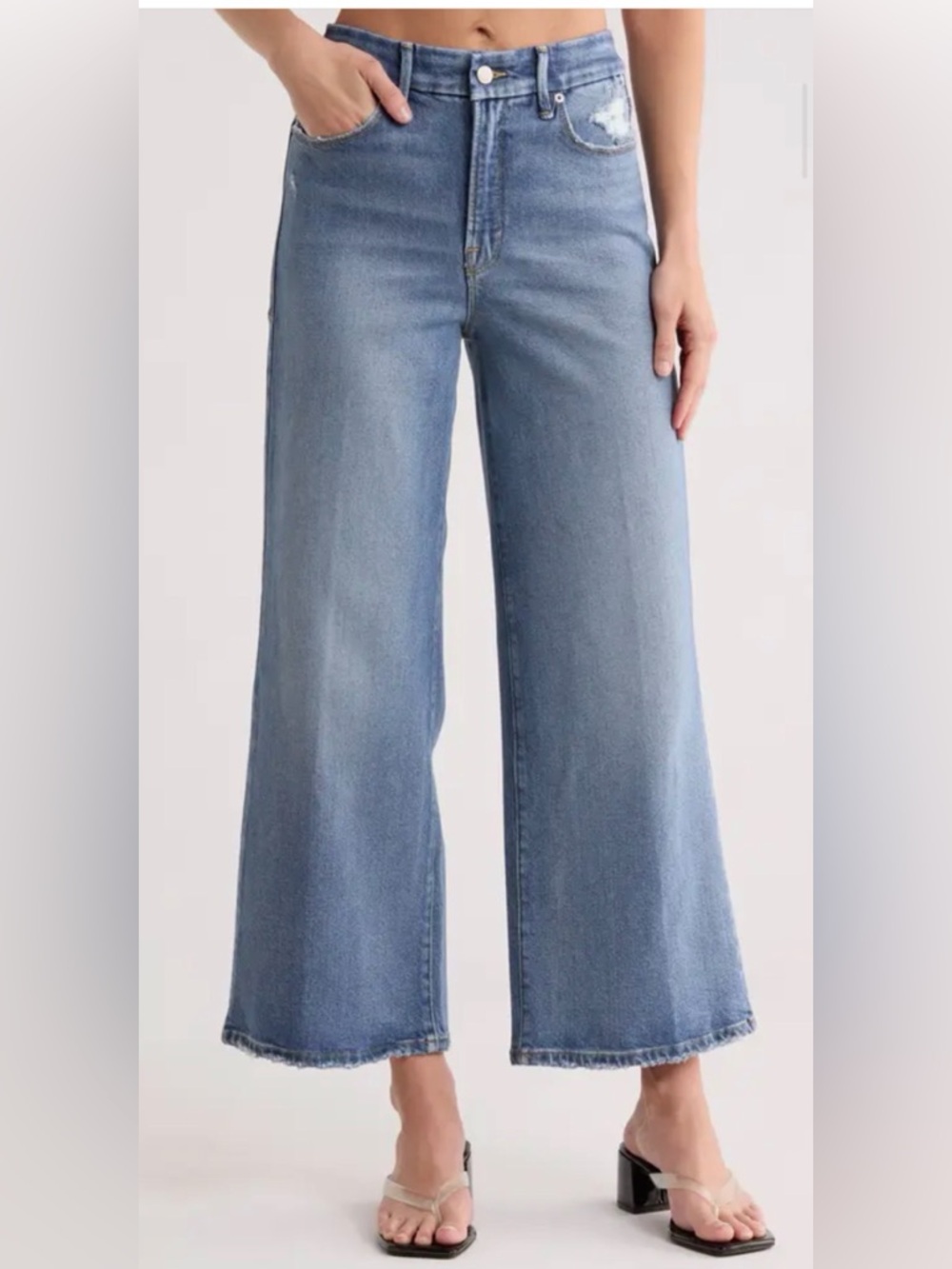 Good American Soft Tech Good Waist Palazzo Cropped Jeans in Light Blue